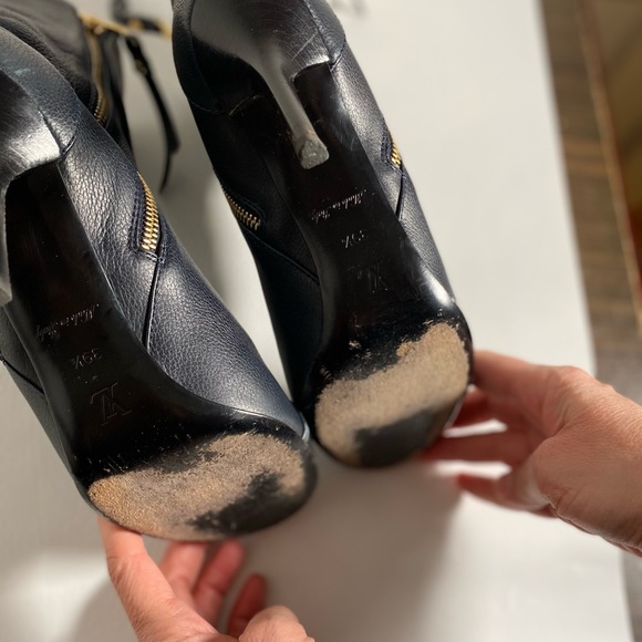 Authentic Louis Vuitton Empreinte ankle boots - Picture 6 of 7